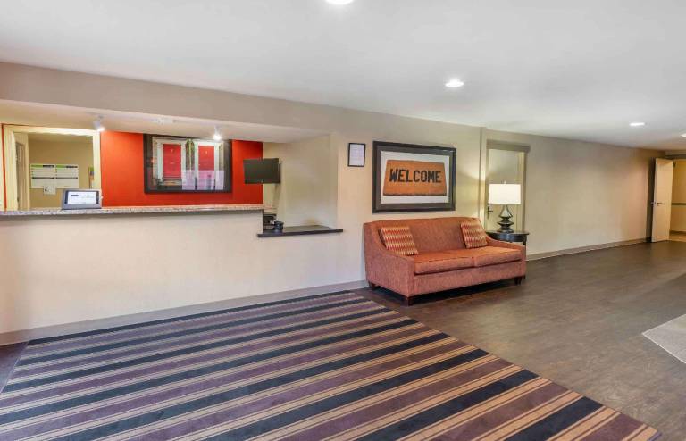 Extended Stay America Select Suites - Raleigh - Cary - Regency Parkway South — photo 3