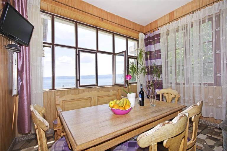 Two bedroom apartment near beach Dugi Rat, Omiš (A-7575-c) — photo 2