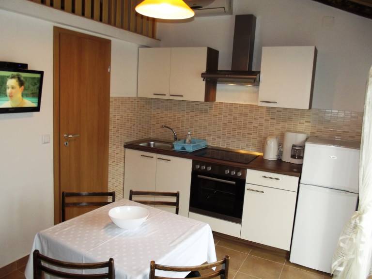 Children-friendly beautiful rental apartment with patio | Sea view | Pets are welcome — photo 5
