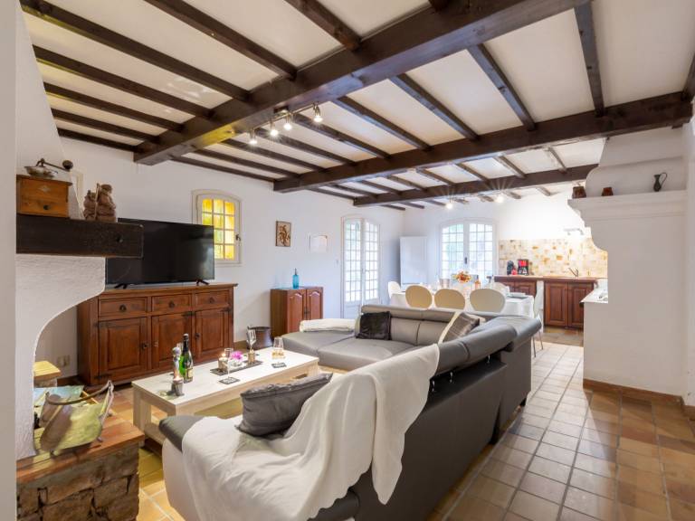 Rental apartment with garden, pool & terrace | Suitable for remote work — photo 3