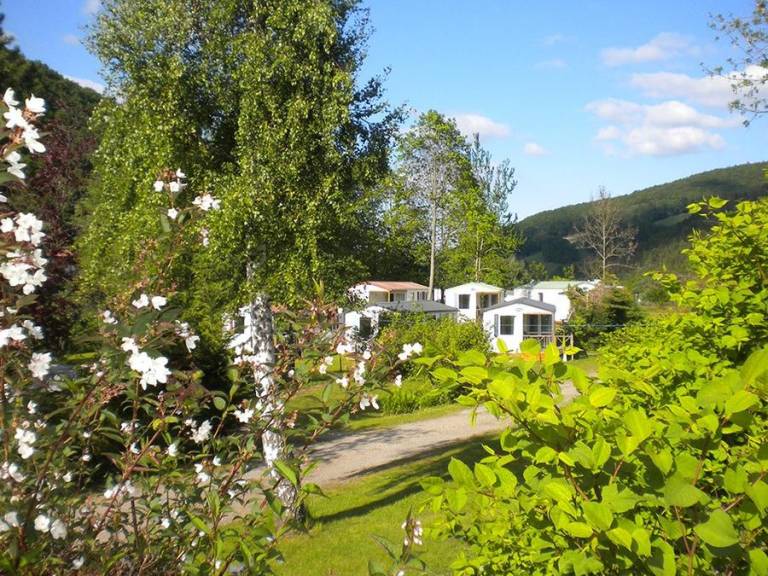 Mobile home with patio & pool — photo 3