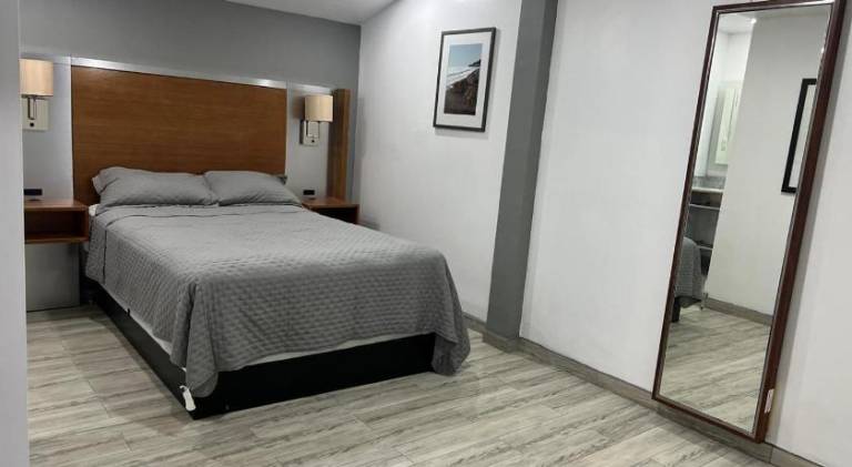 Hotel Colonial INN in Tijuana