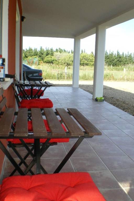 House with barbeque & terrace — photo 4