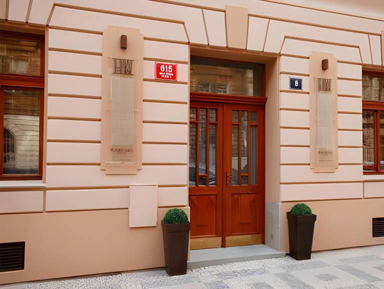 Appartement met hotelvoorzieningen Praag 1