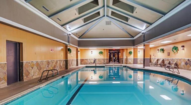 DoubleTree by Hilton Tulsa-Downtown — photo 4