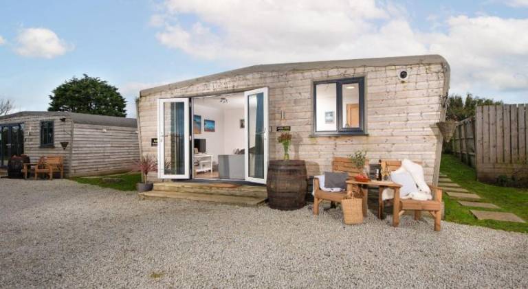 Rental apartment with jacuzzi in Helston