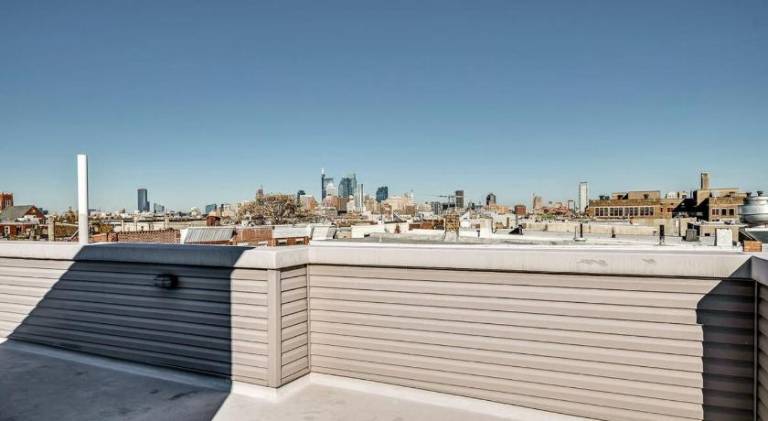 Exceptional Downtown Townhome with Roof Deck -4Bedroom & 3Baths — photo 5