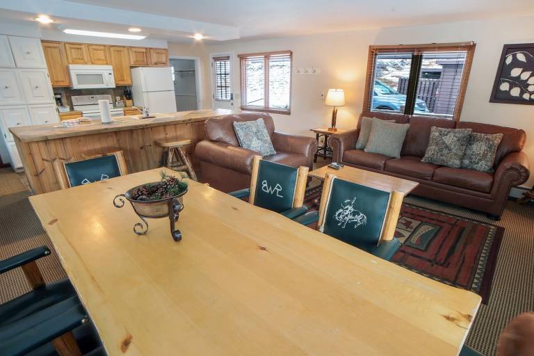 Villa with terrace & private pool — photo 4