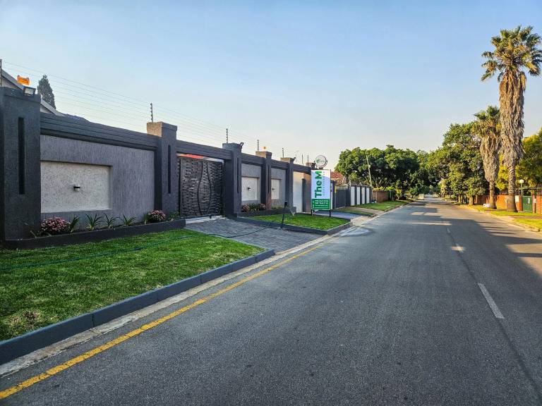 300 m&sup2; Ferienhaus