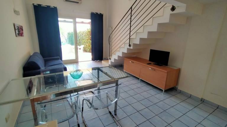 Villa with pool & yard | Sea view — photo 5