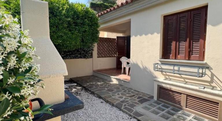 Holiday apartment with yard & patio | Dogs allowed — photo 4