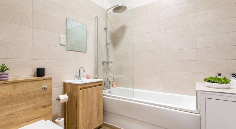 Holiday apartment | Close to Brighton Palace Pier | Next to the beach | Pets are welcome — photo 2