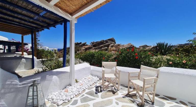 Fully equipped vacation home with terrace, garden & pool | Pet-friendly — photo 3