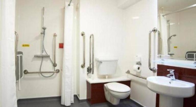 Travelodge Ipswich — photo 5