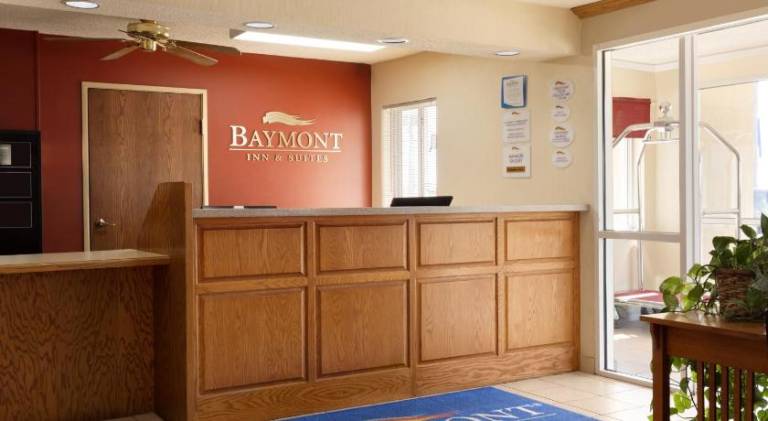 Baymont by Wyndham Salina — photo 3