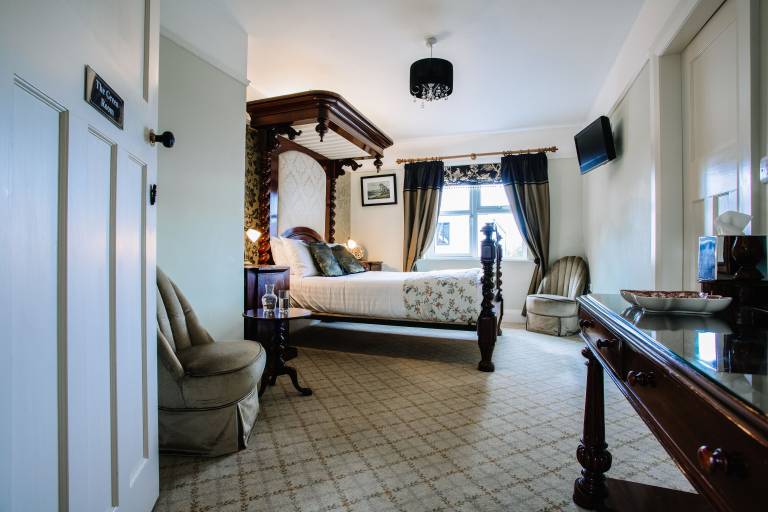 Bed & Breakfast  Lisburn and Castlereagh