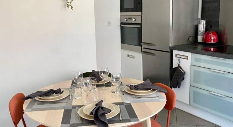 House with 2 rooms for 4 persons — photo 2