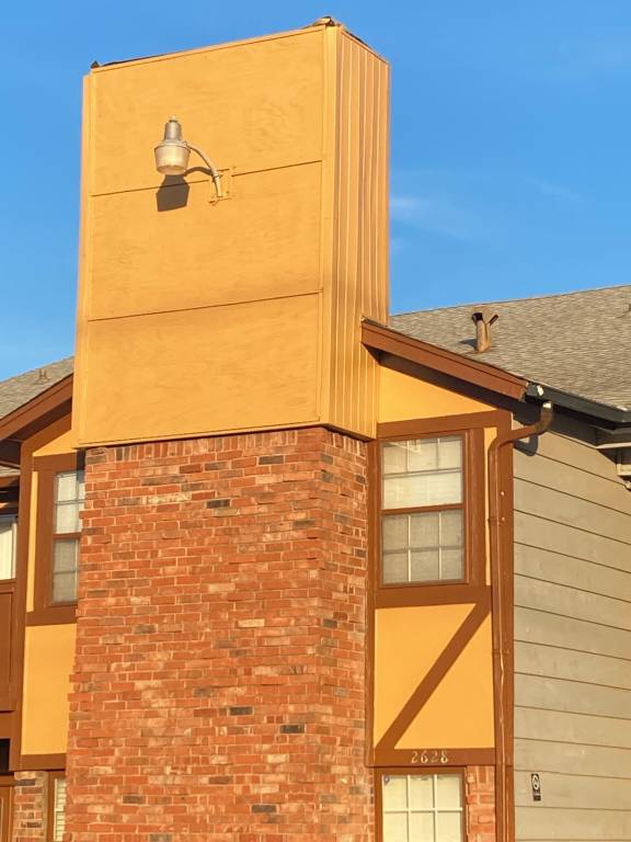 Condo  Windsor Oaks