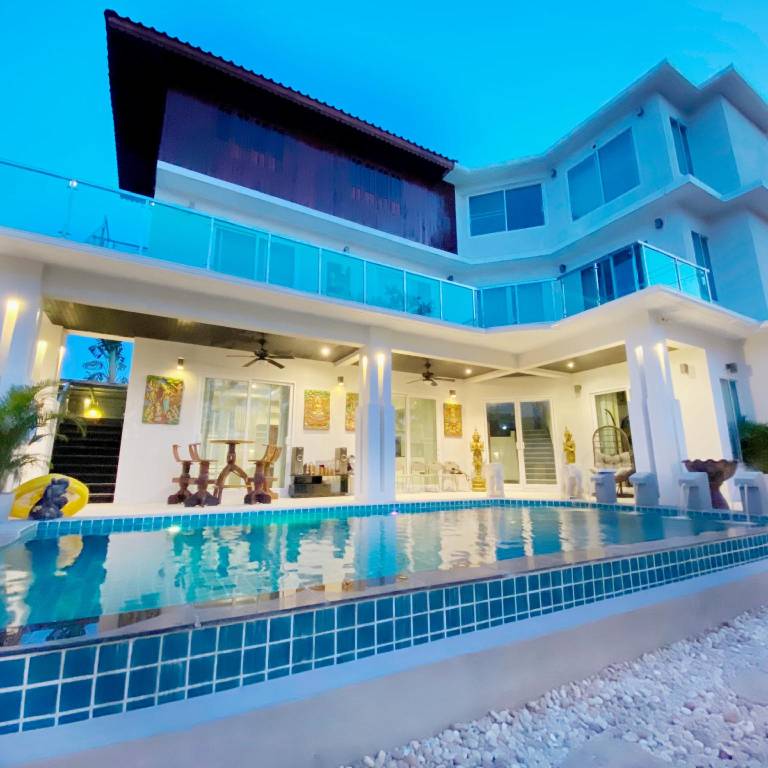 Villa with BBQ, terrace & private pool | Good for workation | Dogs allowed — photo 2