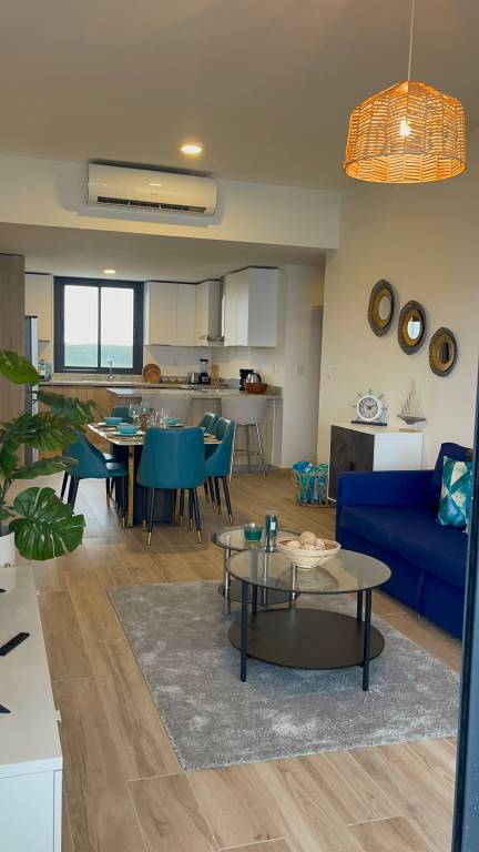 Holiday apartment with patio & pool — photo 4