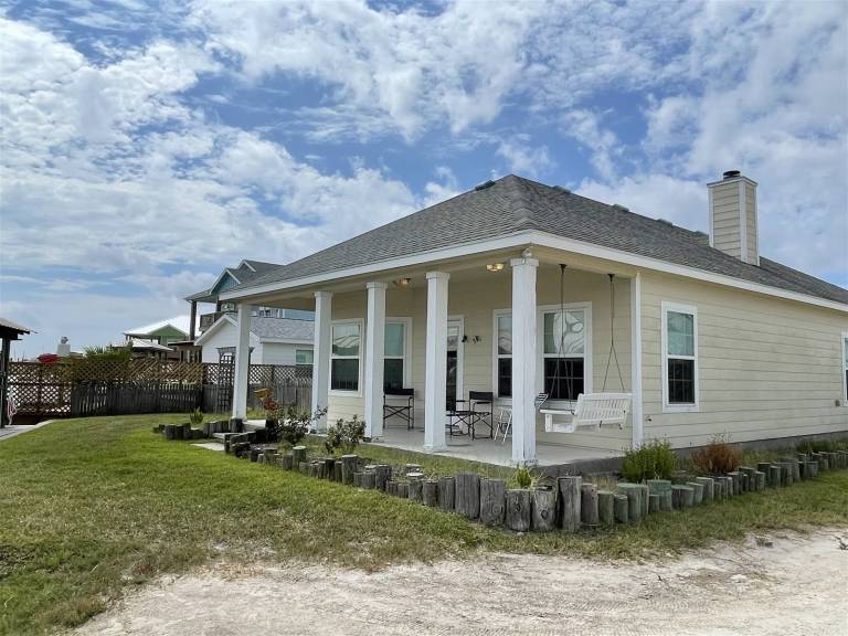 Mermaid Bay — photo 2