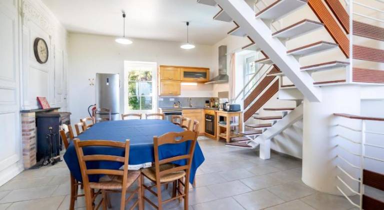Vacation home with private pool, terrace & barbecue | Perfect for remote work | Pets are welcome — photo 5