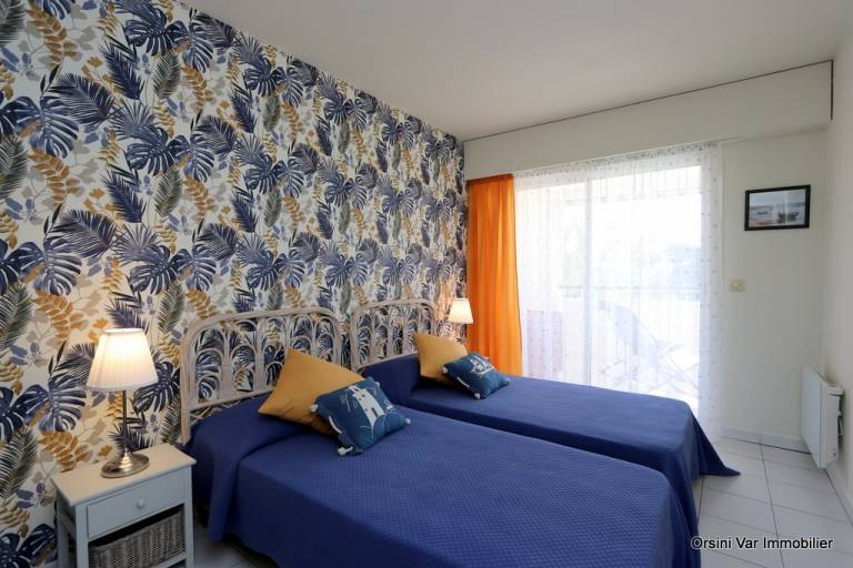 Rental apartment with pool | Pool view — photo 2