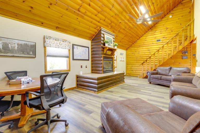 Boat Dock: Pet-Friendly Douglas Lake Getaway! — photo 4