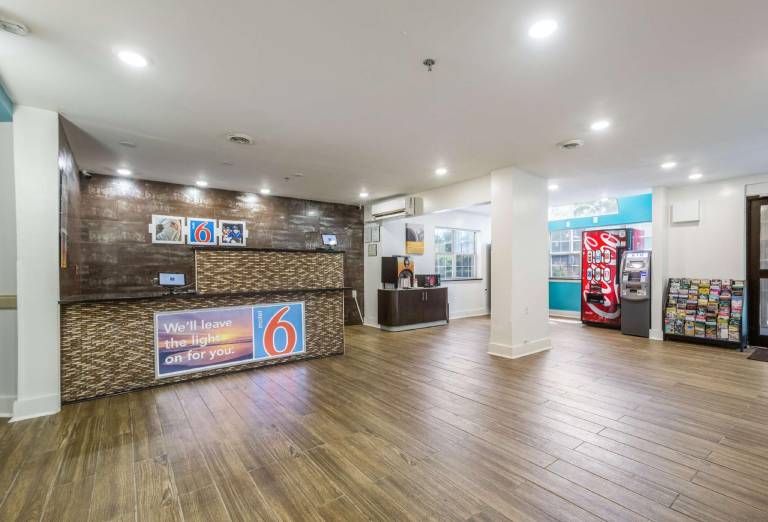Motel 6 Smyrna, GA - Atlanta — photo 2