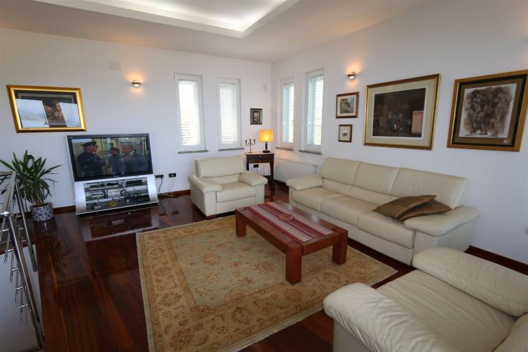 Fully equipped lovely house with garden & BBQ | Garden view | Dogs allowed in Crikvenica