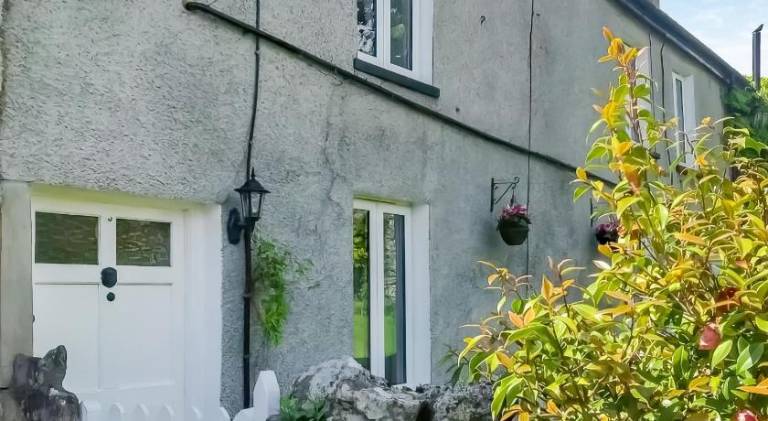 Vacation home with 4 rooms for 8 persons in Ulverston