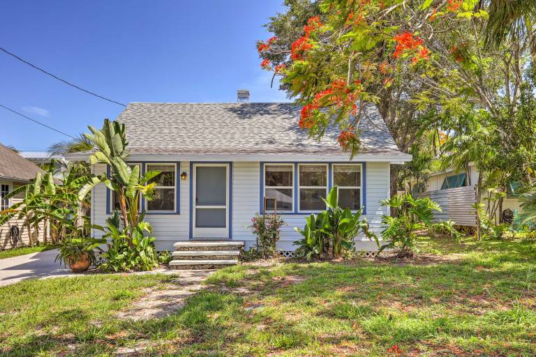 Lovely Cottage Near Downtown Stuart & Beaches — photo 2