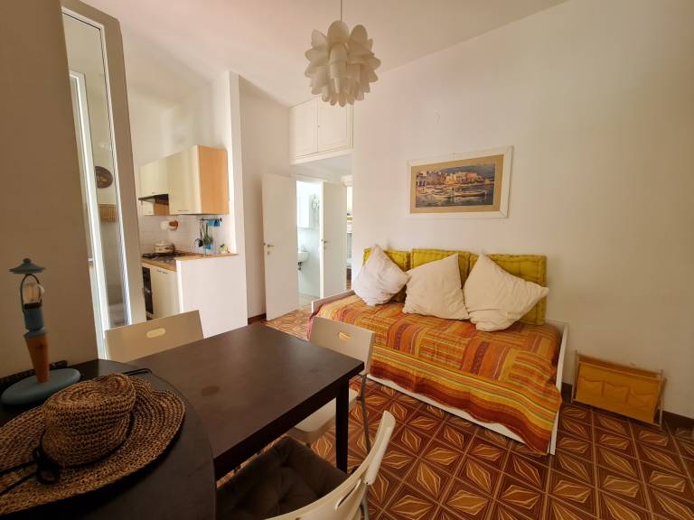 Rental apartment with patio in Numana