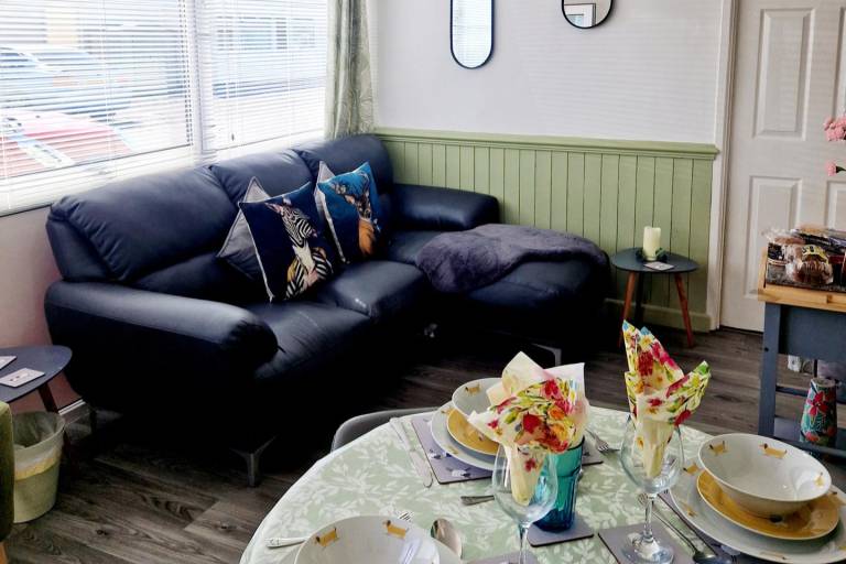 Chalet Ty Lilli Wen -Sleep 6- Pet friendly — photo 3