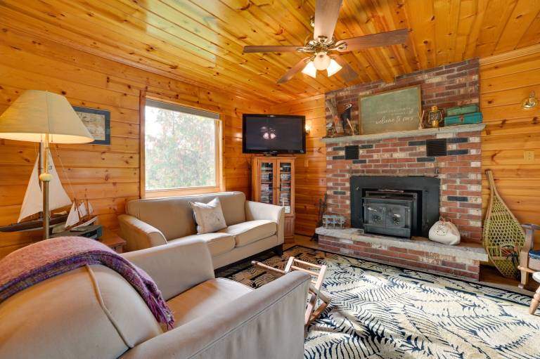 Cabin Mullett Lake