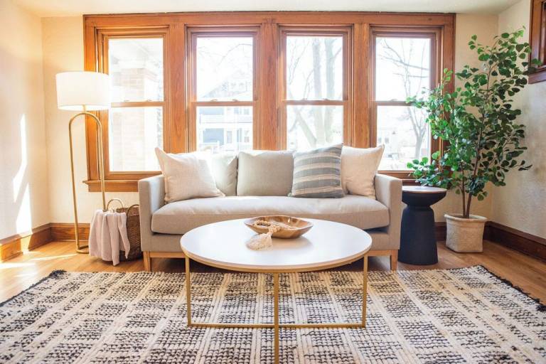 House  Whitefish Bay