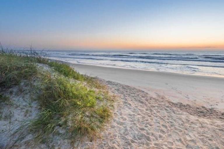 Family-friendly beautiful vacation home with garden, BBQ & hot tub | Garden view | Pet-friendly — photo 4