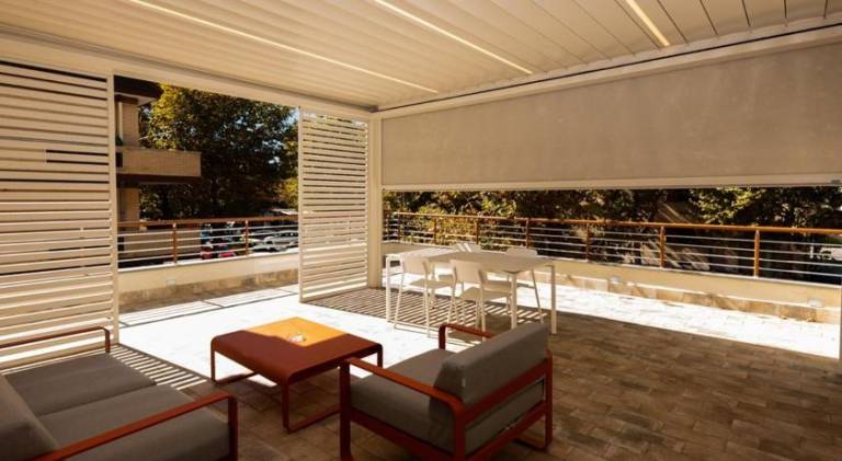 Serviced apartment with terrace — photo 5