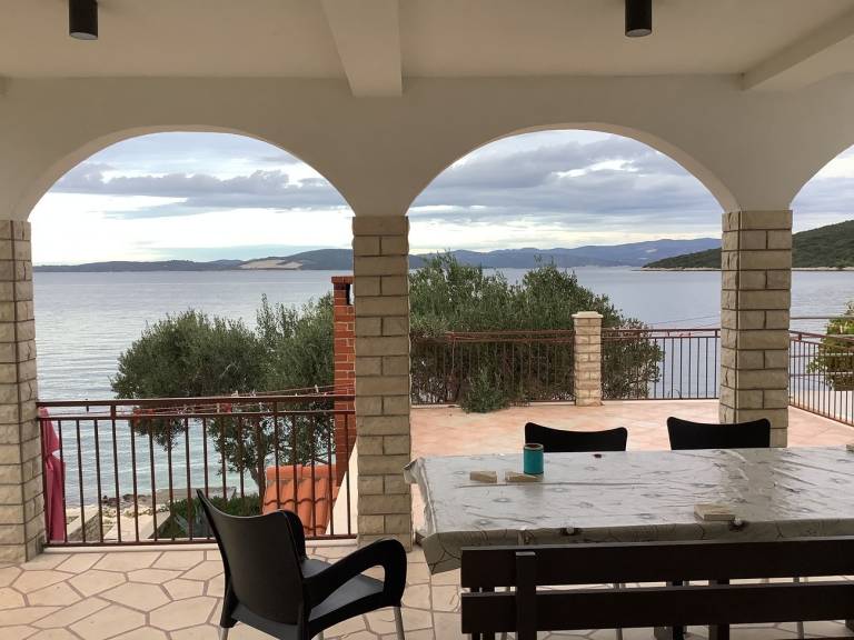 Ferienwohnung in Maslinica, Kroatien f&uuml;r max. 6 Personen