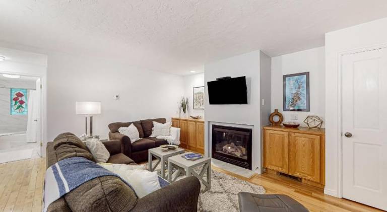 Apartment with 2 rooms for 6 persons in Park City, UT