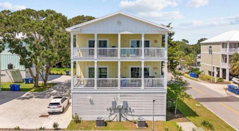 Vacation home | Beach nearby | Pets are welcome — photo 5