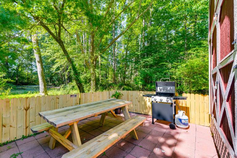 Pet-Friendly Raleigh Tiny Home w/ Patio — photo 2