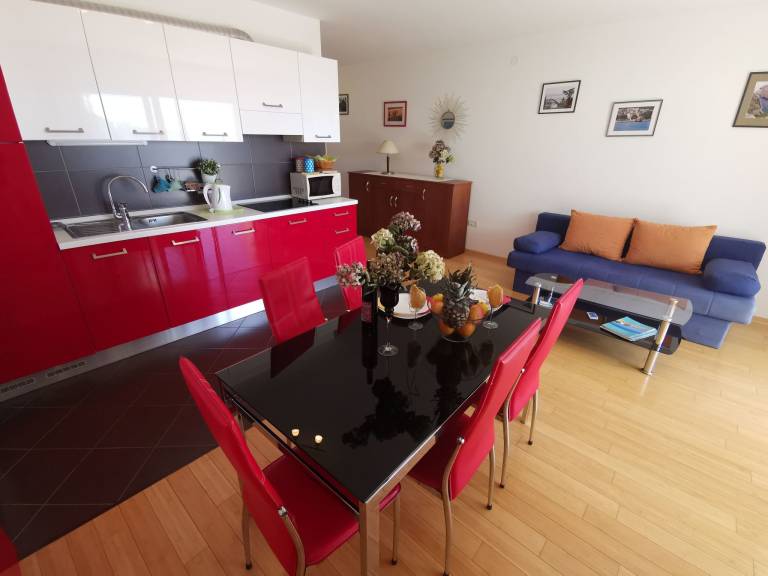 Rental apartment with barbeque — photo 2