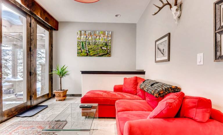 Family-oriented spacious duplex with garden, hot tub & barbeque | Mountain view | Dogs allowed — photo 5