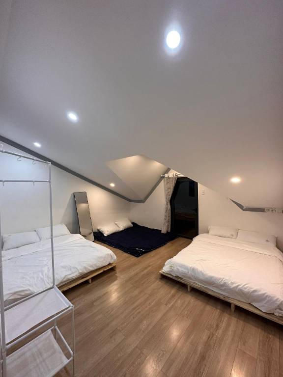 Apartment with 6 rooms for 14 persons — photo 2