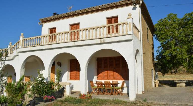 Vacation home with 4 rooms for 10 persons in Huesca