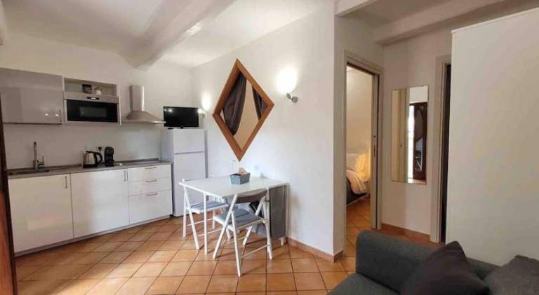 Vacation home with 1 room for 4 persons in Bracciano