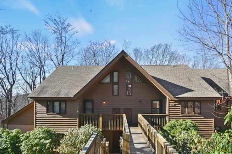 House Wintergreen Resort