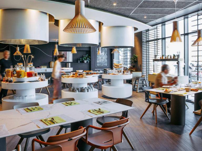 Novotel Paris Coeur d'Orly Airport — photo 3