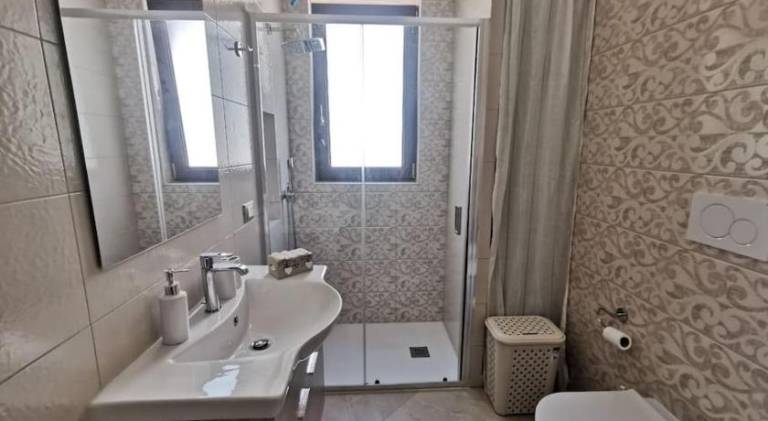 Rental apartment with 2 rooms for 4 persons — photo 4